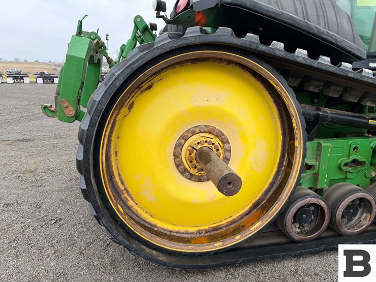 2014-john-deere-8310rt-image-42