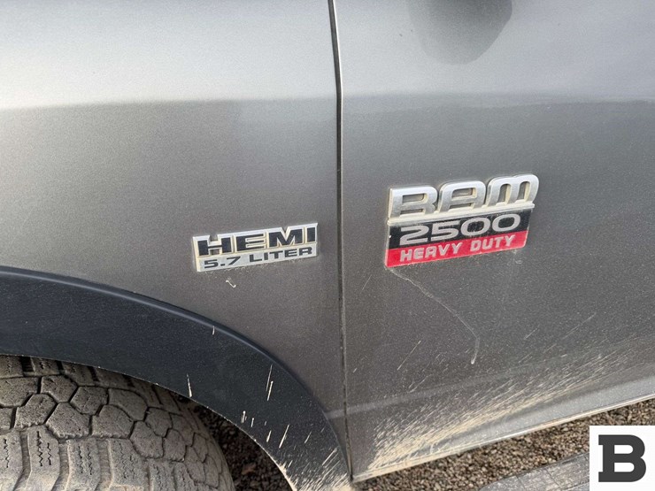 2012-dodge-2500-image-8