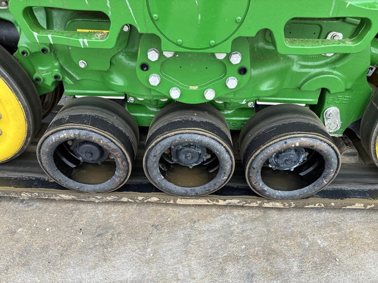 2021-john-deere-8rx-410-image-69