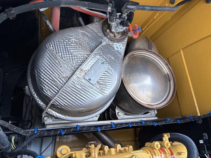 2021-caterpillar-926m-image-73