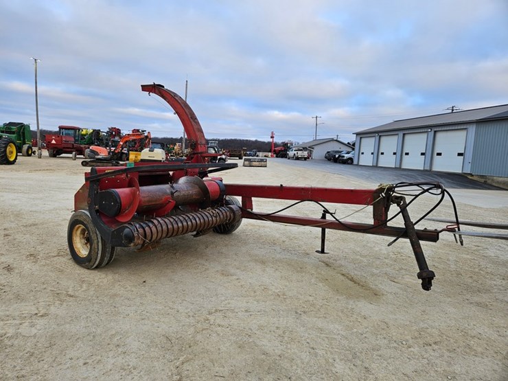 international-881-image-7