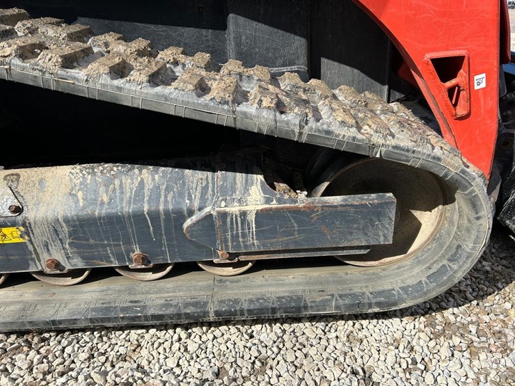 2021-kubota-svl97-2-image-14