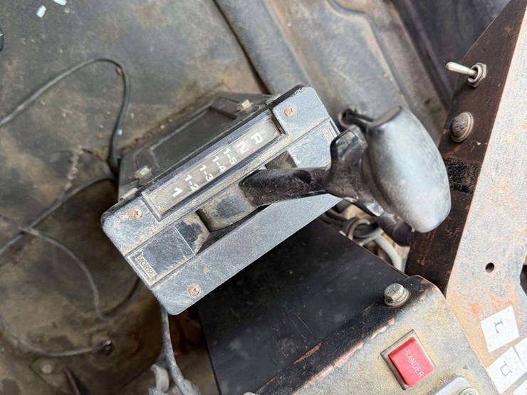 1991-international-2574-image-60