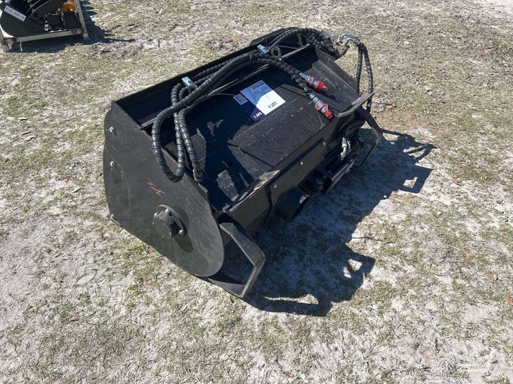 2025-mb27-27in-mixing-bucket-skid-steer-attachment-image-4