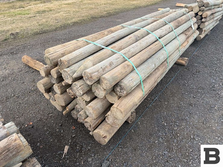 ..-wooden-posts-image-8