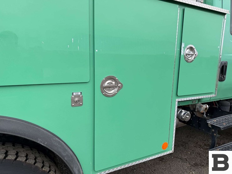 2005-international-7400-image-34