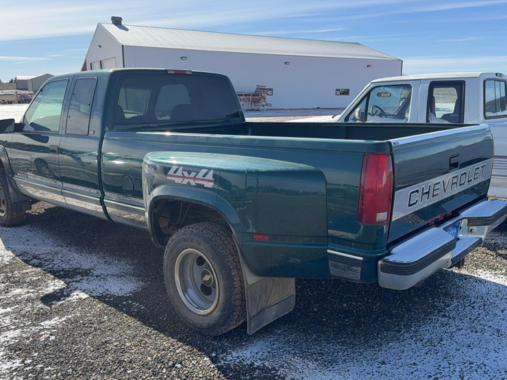 1996-chevrolet-3500-image-2