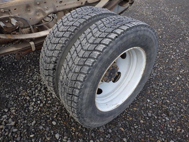 2007-ford-f550-image-35