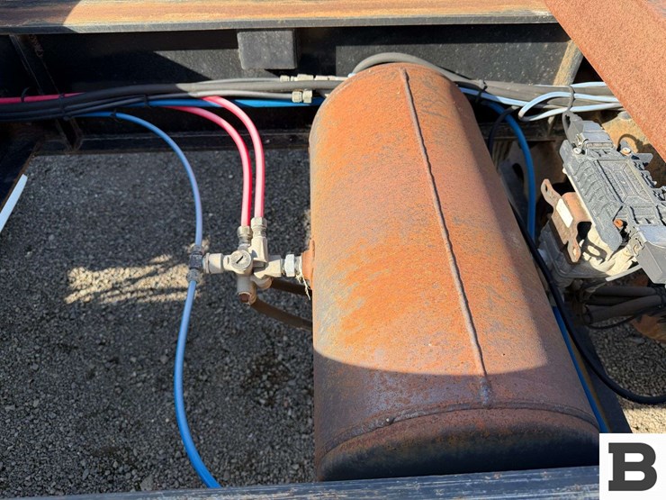 2011-dionbilt-dbnsl-220ar-chassis-trailer-image-24