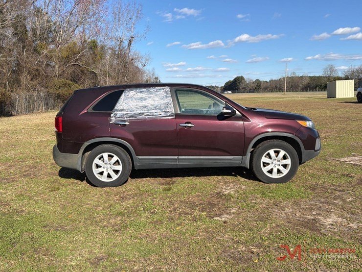 2013-kia-sorento-image-2