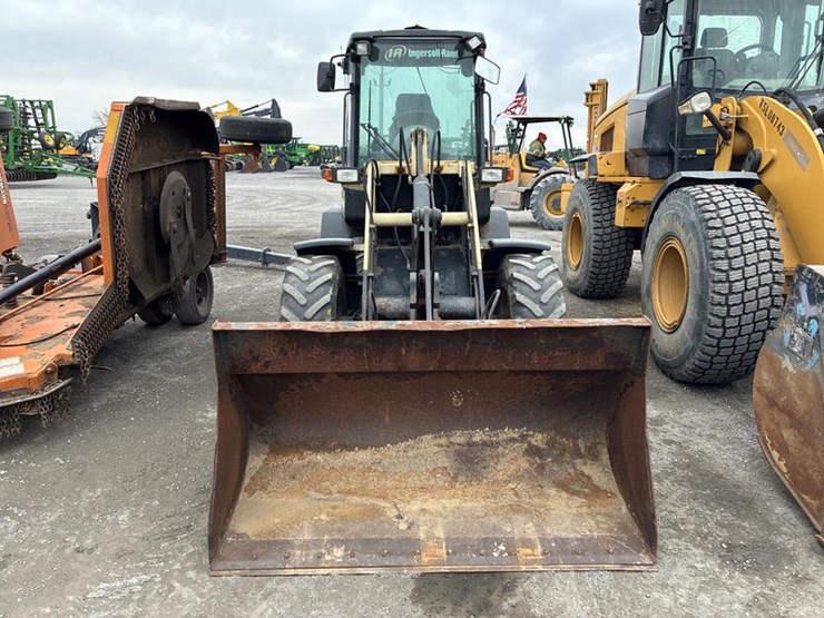 2005-ingersoll-rand-wl350-image-3