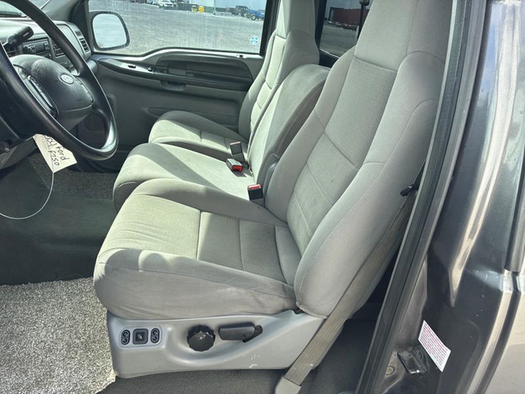 2004-ford-f250-image-49