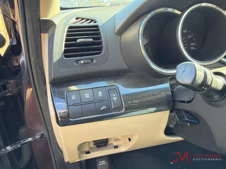 2013-kia-sorento-image-23