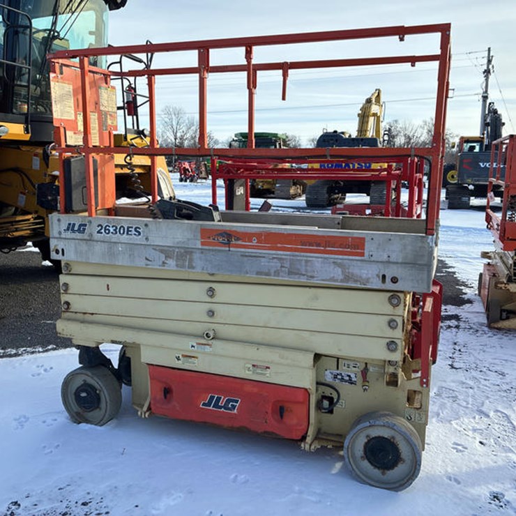 2007 JLG 2630ES