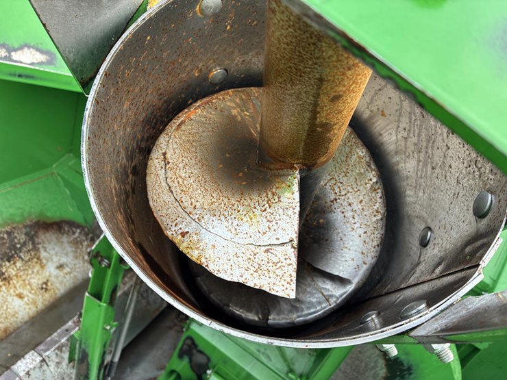 2015-john-deere-s680-image-93