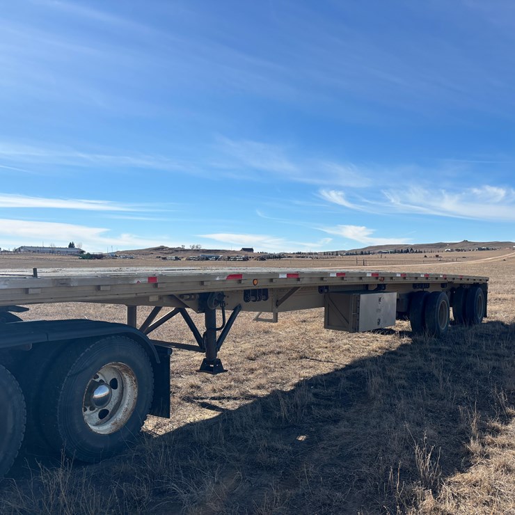 1989 REITNOUER FLATBED