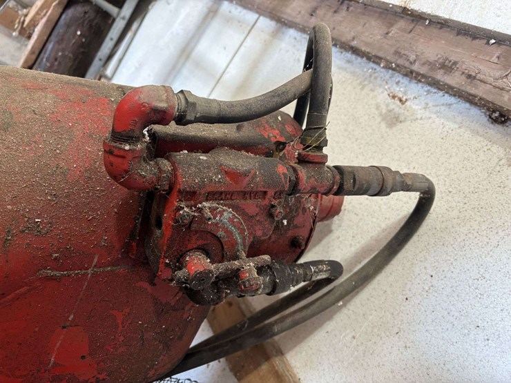 farm-king-10in-hydraulic-drive-unload-auger-image-7