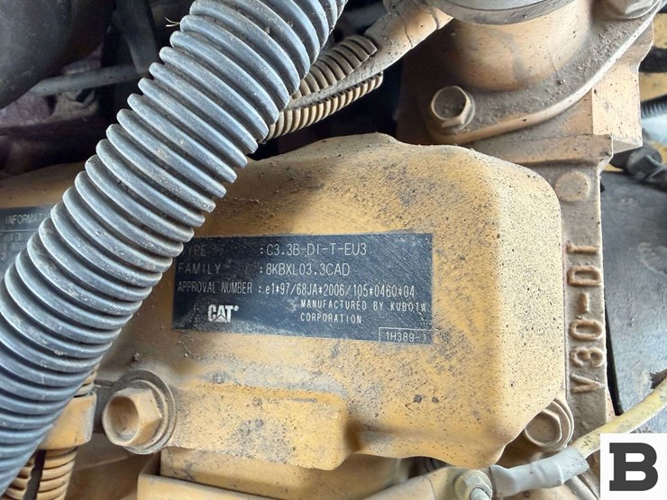 2013-caterpillar-906-image-40