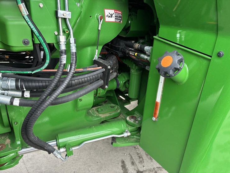 2025-john-deere-9r-590-image-20
