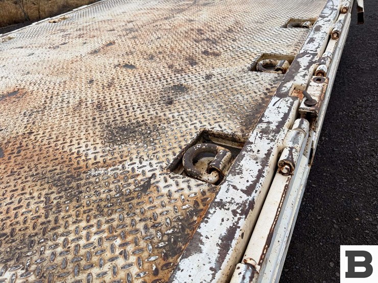 1981-haull-flatbed-equipment-trailer-image-15