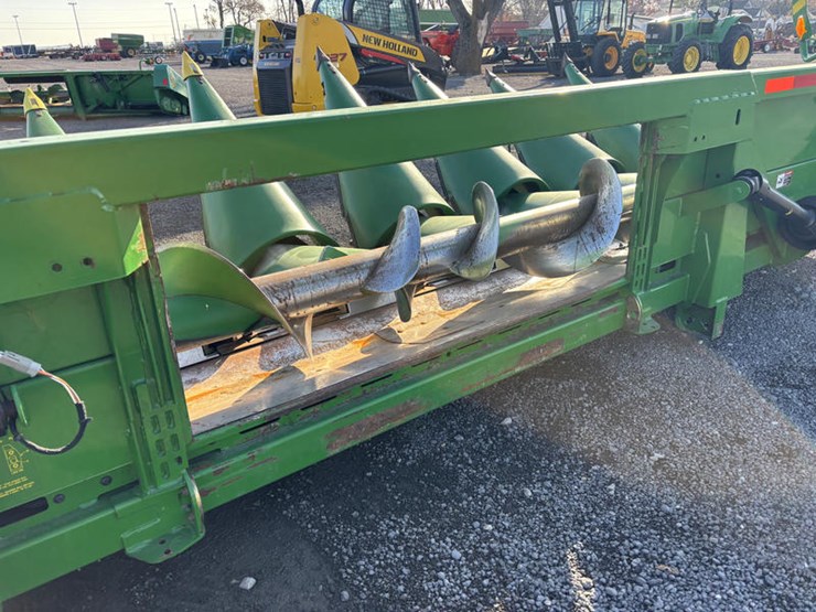 2008-john-deere-608c-image-10