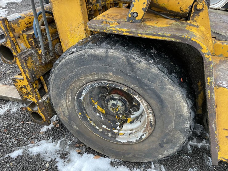 #114924-•-clark-forklift-#y6856982342-image-5