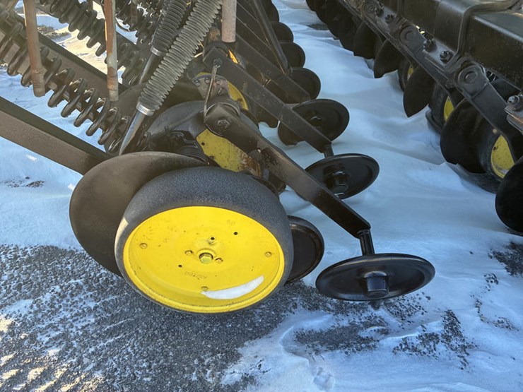 john-deere-750-image-21