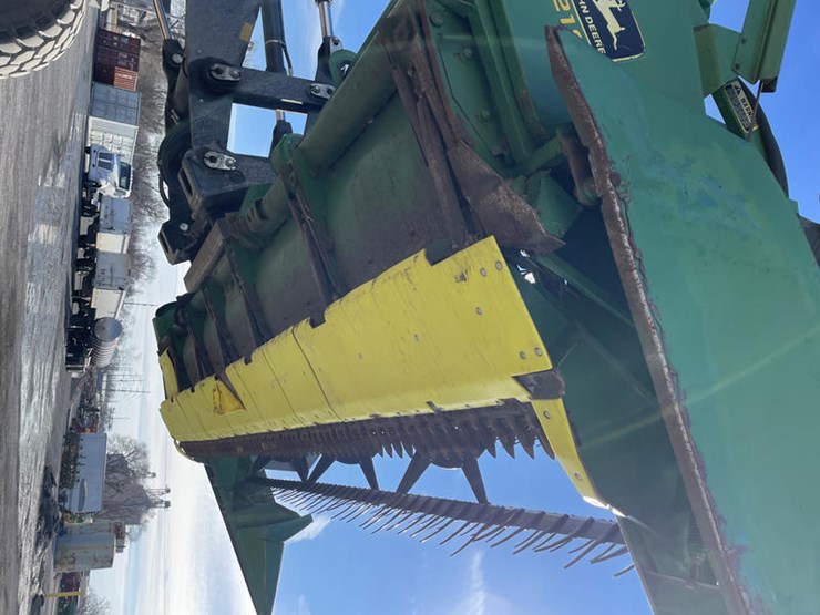 john-deere-218-image-22