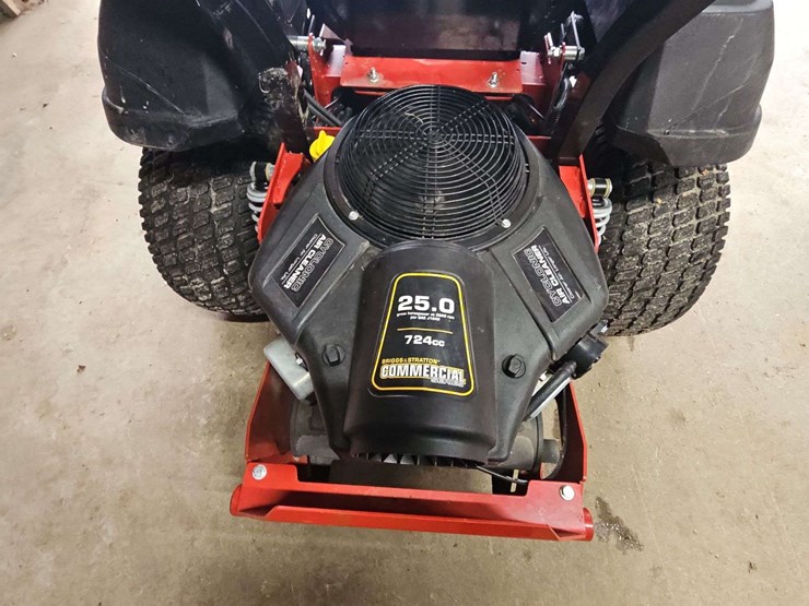 2022-ferris-is-600z-zero-turn-lawn-mower-image-15