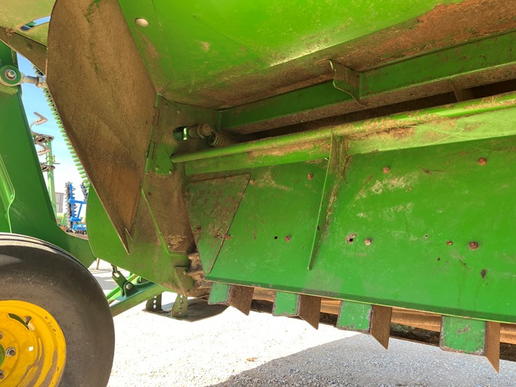 john-deere-c400-image-17