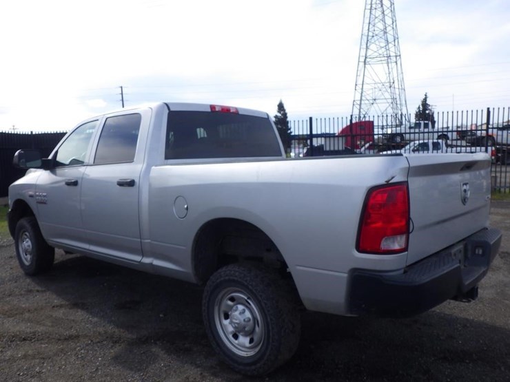 2018-dodge-2500-image-4