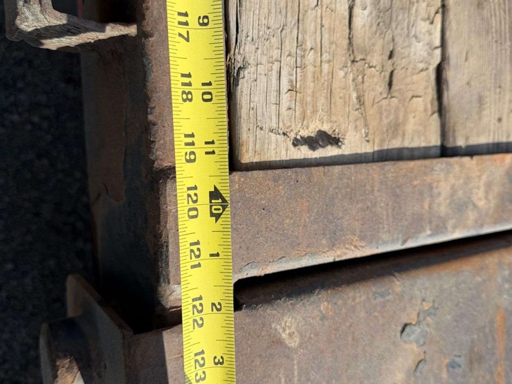 2014-pj-gooseneck-flatbed-trailer-image-39