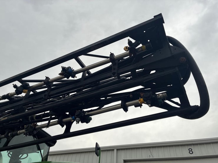 2011-john-deere-4830-image-18