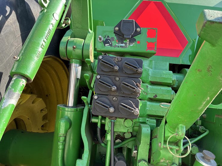 1995-john-deere-8300-image-31