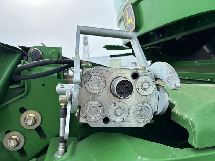 2011-john-deere-9670-sts-image-20