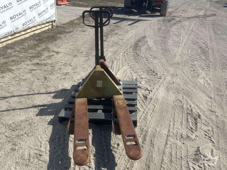 pallet-jacks-image-4