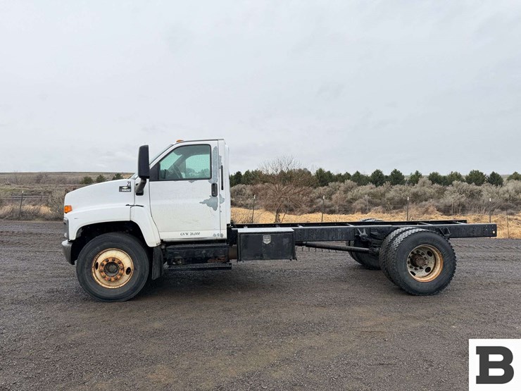 2005-chevrolet-kodiak-c6500-image-2