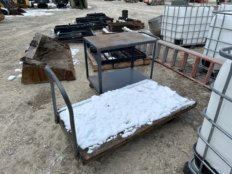 lot-of-carts-w/-wheels-image-2