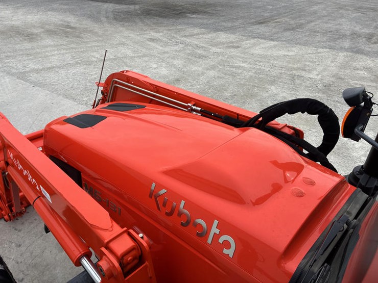 2024-kubota-m6-131-image-67