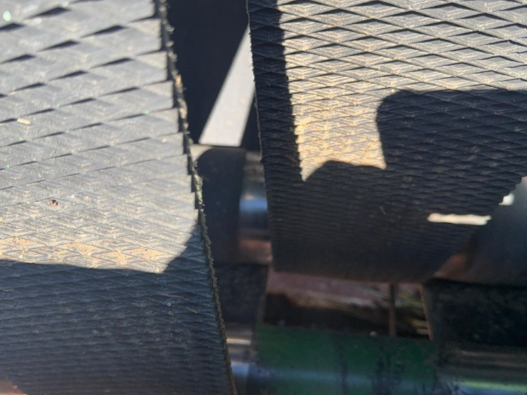 john-deere-568-image-11