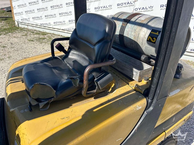 yale-glp070vxe-6,500lb-propane-forklift-image-16