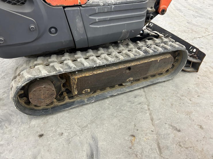 2016-kubota-k008-3-image-21