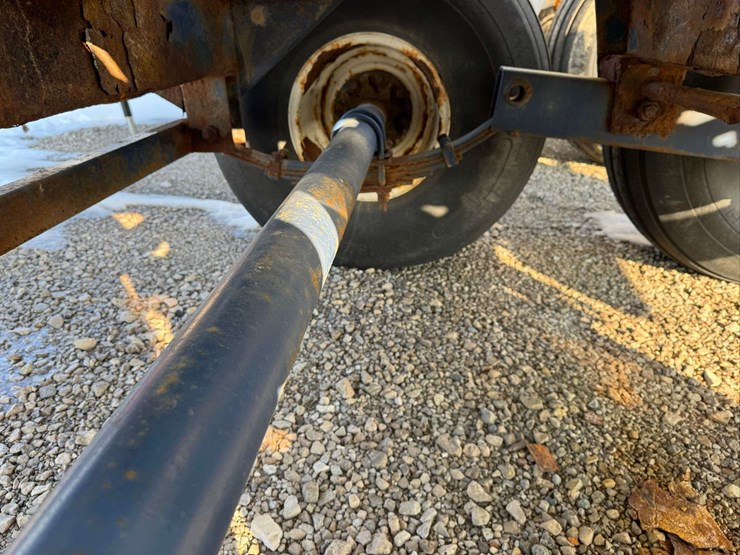 nc-8000.-pull-type-fertilizer-spreader.-8-ton-image-27