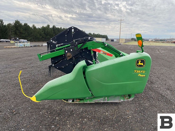 2019-john-deere-735fd-image-2