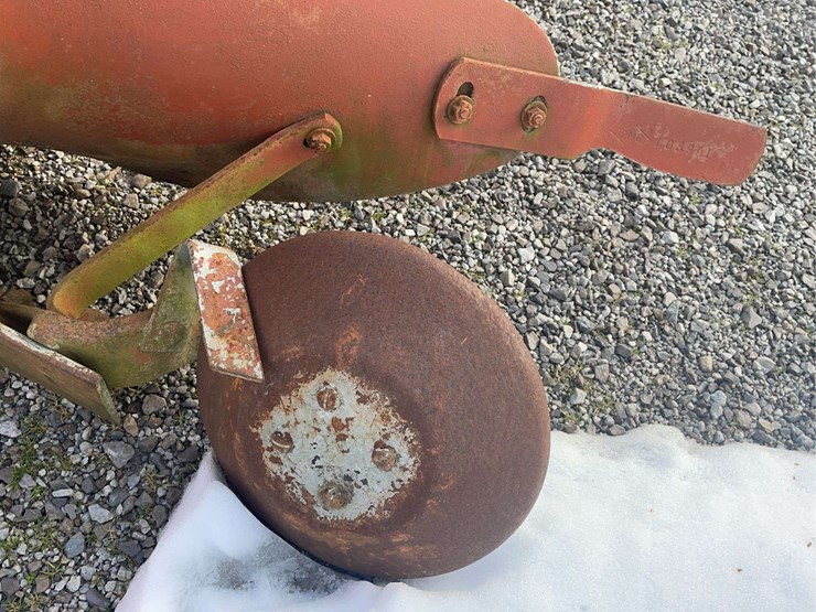 ford-2-bottom-plow-image-11