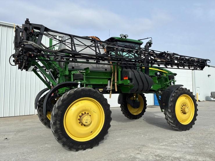 2014-john-deere-4830-image-5