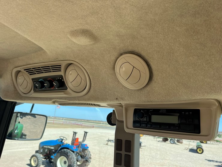 2006-john-deere-5525-image-19