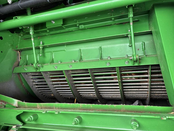 2015-john-deere-s680-image-59