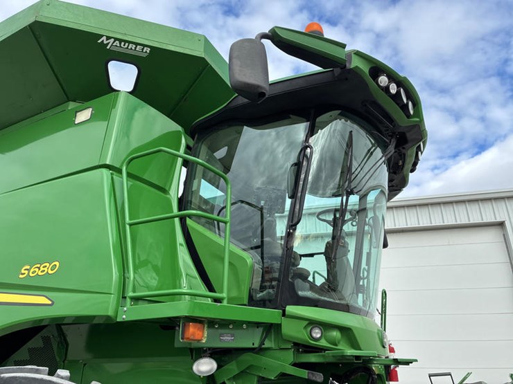 2012-john-deere-s680-image-10