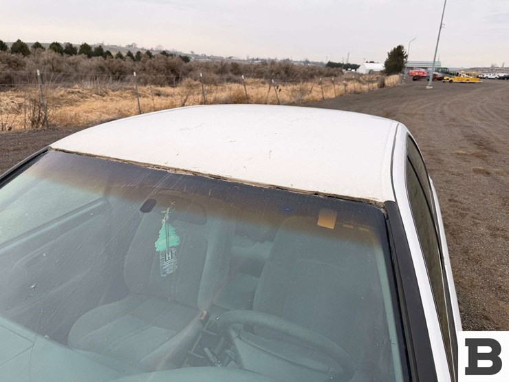 1999-toyota-camry-sedan-image-10